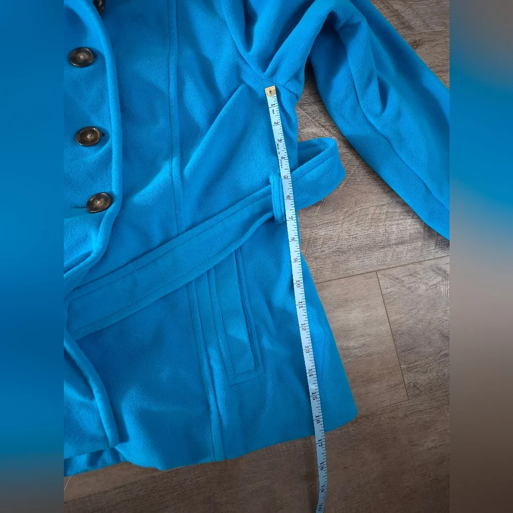 Old Navy Coat. - Picture 10 of 10